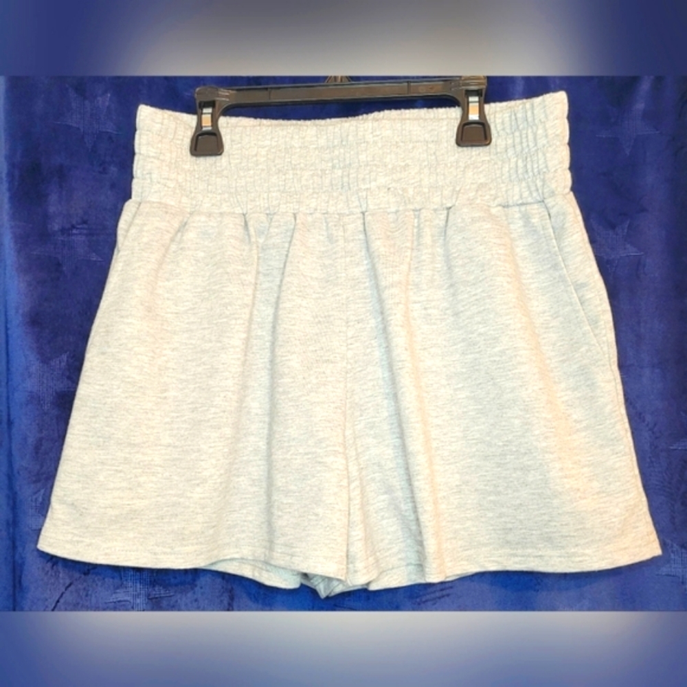 L/G NWOT Shein Cozy gray short